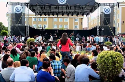  sanatçı organizasyonu, sanatçı konser fiyatları, sanatçı menajeri, menejer, belediye festival organizasyonu, üniversite şenlikleri, bayi eventleri, mice event, yılbaşı organizasyonları, açılış organizasyonu, kına nişan düğün sünnet organizasyonu, müzik grupları, düğün müzik grupları